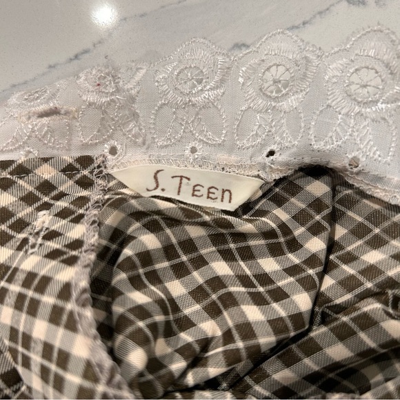 Vintage Plaid Button Down Blouse - Picture 6 of 11